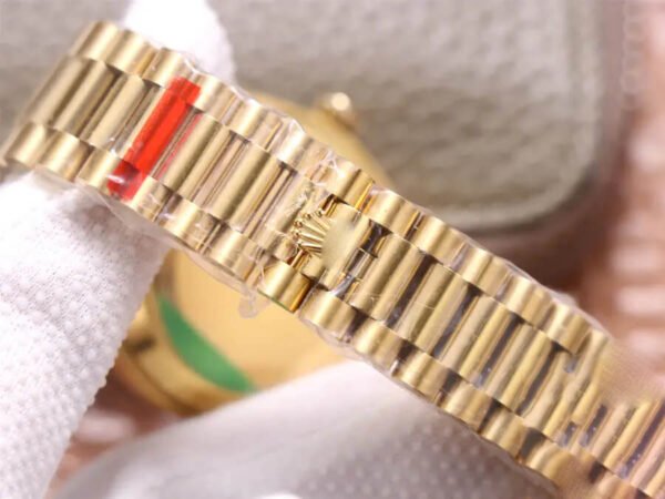 1:1 SUPER REPLICA ROLEX DAY DATE 40MM EW FACTORY GOLD STRAP