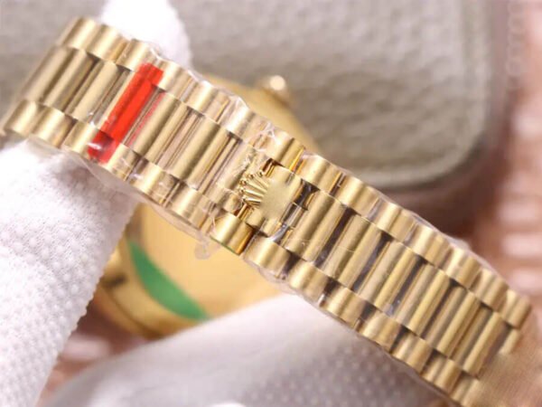 1:1 SUPER REPLICA ROLEX DAY DATE M228348RBR-0008 EW FACTORY DIAMOND-SET BEZEL