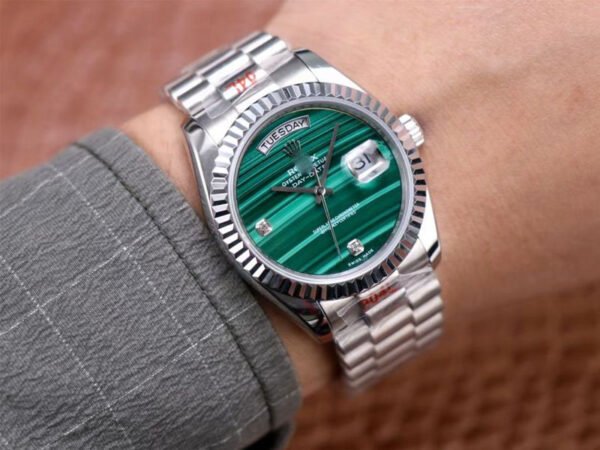 1:1 SUPER REPLICA ROLEX PRESIDENT DAY DATE 18038 MALACHITE GREEN DIAMOND DIAL