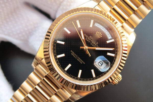 1:1 SUPER REPLICA ROLEX DAY DATE M228238-0004 EW FACTORY GOLD CASE