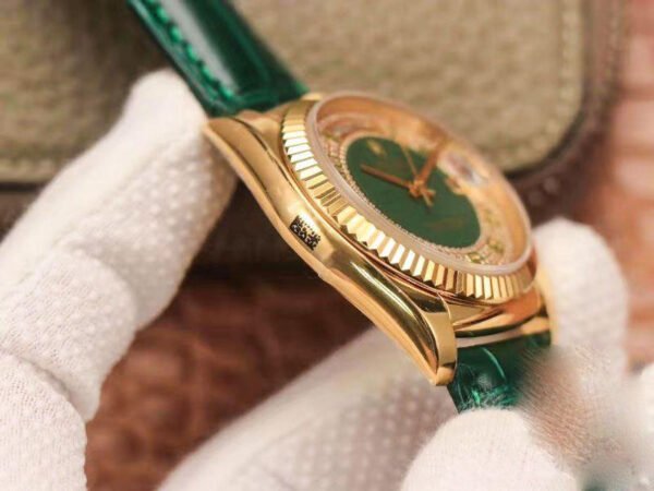 1:1 SUPER REPLICA ROLEX DAY-DATE 36MM GREEN ENAMEL DIAMOND GYPSOPHILA GOLD DIAL WATCH