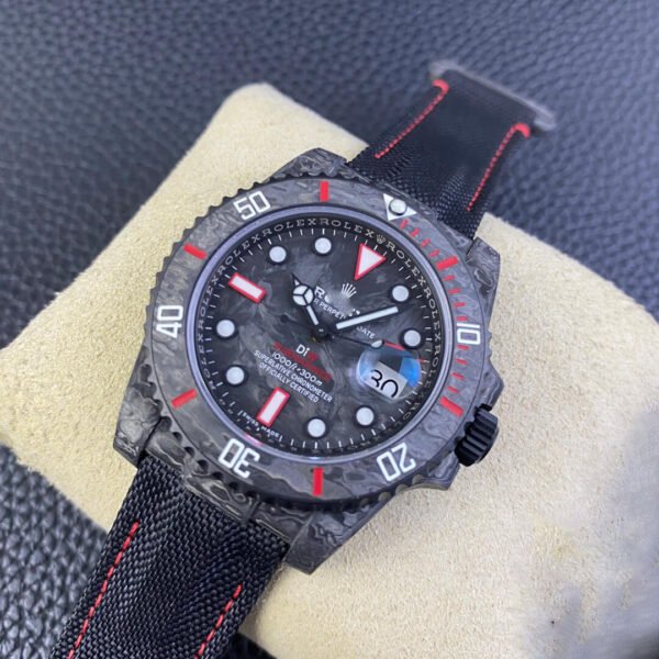 1:1 SUPER REPLICA ROLEX SUBMARINER VS FACTORY CARBON FIBER