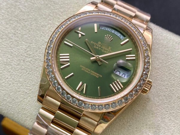 1:1 SUPER REPLICA ROLEX DAY DATE M228345RBR-0011 EW FACTORY DIAMOND-SET BEZEL