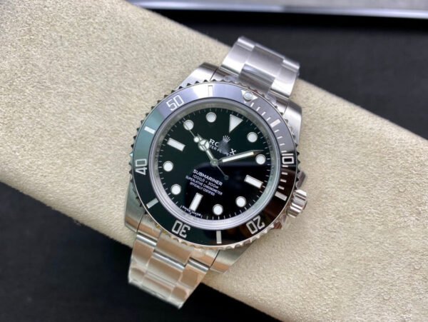1:1 SUPER REPLICA ROLEX SUBMARINER 114060-97200 VS FACTORY BLACK DIAL