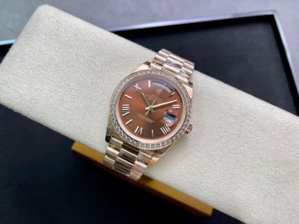 1:1 SUPER REPLICA ROLEX DAY DATE M228345RBR-0009 EW FACTORY GOLD STRAP