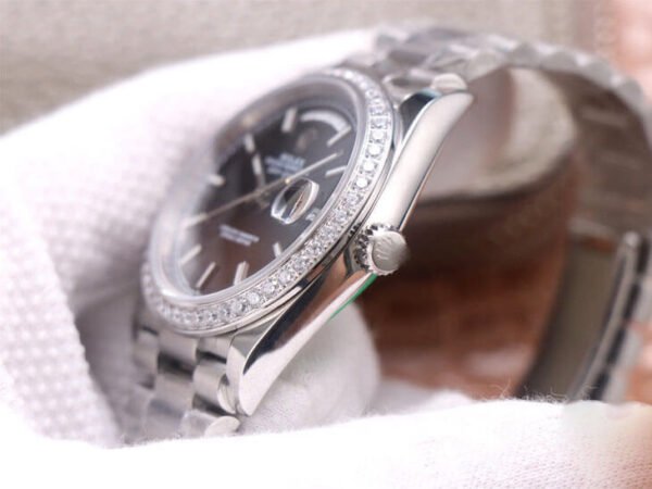 5-391 1:1 SUPER REPLICA ROLEX DAY DATE M228349RBR-0002 EW FACTORY BLACK DIAL