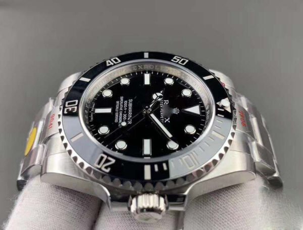 1:1 SUPER REPLICA ROLEX SUBMARINER 114060-97200 NOOB FACTORY V10 BLACK DIAL