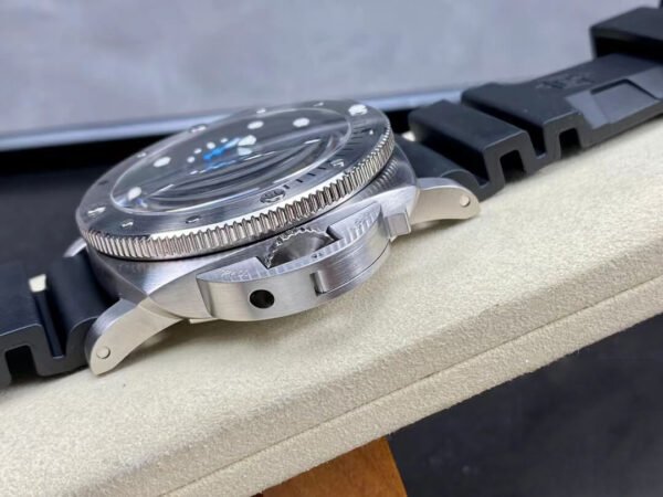 1:1 SUPER REPLICA PANERAI SUBMERSIBLE PAM01229 VS FACTORY BLACK RUBBER STRAP