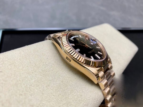 1:1 REPLICA ROLEX DAY DATE 228238A EW FACTORY V2 GOLD STRAP