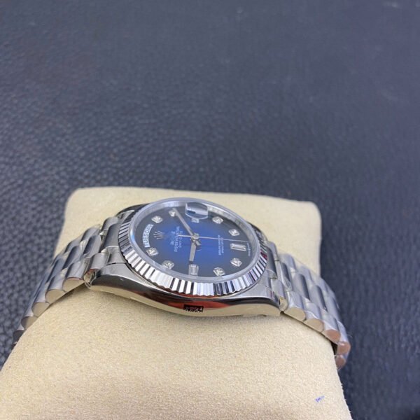 1:1 SUPER REPLICA ROLEX DAY DATE M128239-0023 EW FACTORY DIAMOND-SET DIAL