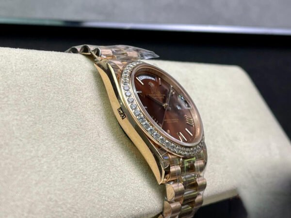 1:1 SUPER REPLICA ROLEX DAY DATE M228345RBR-0009 EW FACTORY GOLD STRAP