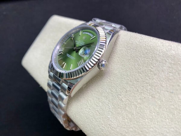 1:1 SUPER REPLICA ROLEX DAY DATE M228239-0033 EW FACTORY STAINLESS STEEL STRAP