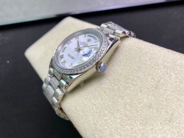 1:1 SUPER REPLICA ROLEX DAY DATE M128349RBR-0026 EW FACTORY DIAMOND-SET BEZEL