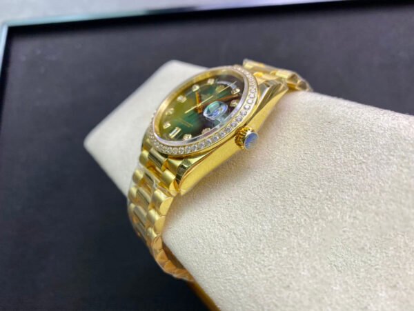 1:1 SUPER REPLICA ROLEX DAY DATE M128348RBR-0035 EW FACTORY GREEN DIAL