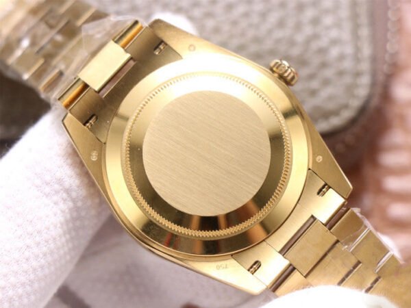 1:1 SUPER REPLICA ROLEX DAY DATE M228348RBR-0001 EW FACTORY DIAMOND-SET BEZEL