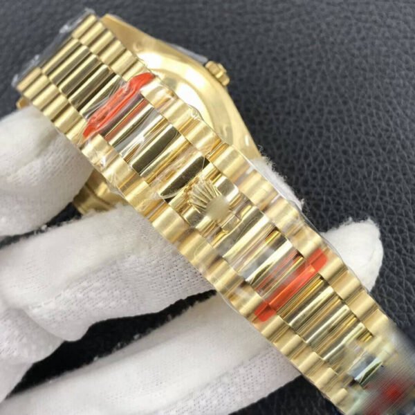 1:1 SUPER REPLICA ROLEX DAY DATE M228238-0005 EW FACTORY STAINLESS STEEL