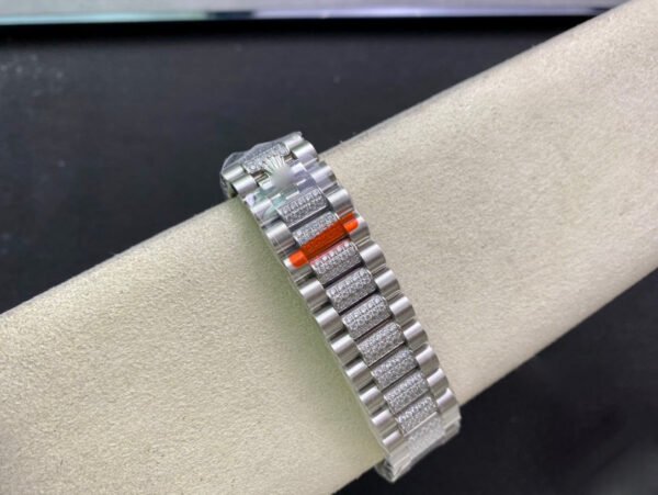1:1 SUPER REPLICA ROLEX DAY DATE M128349RBR-0026 EW FACTORY DIAMOND-SET BEZEL