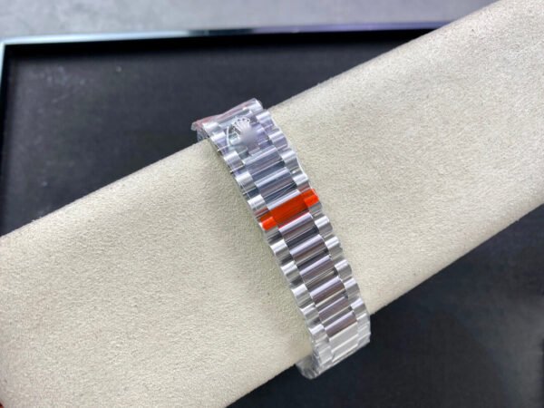 1:1 SUPER REPLICA ROLEX DAY DATE M128396TBR-0008 36MM GM FACTORY DIAMOND-SET BEZEL