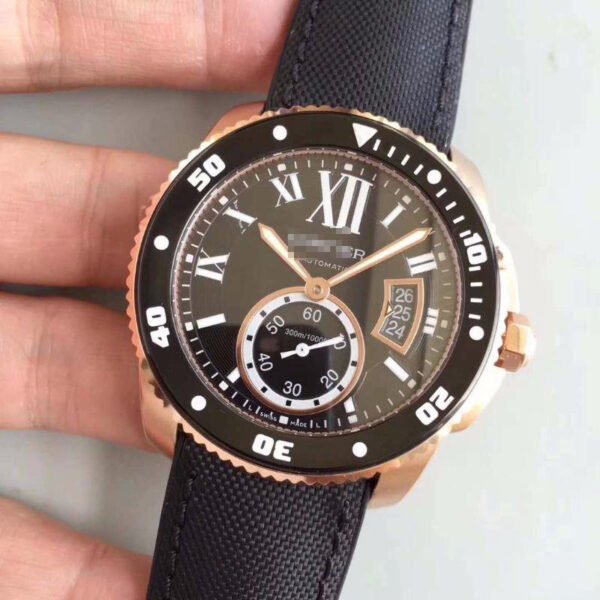 1:1 SUPER REPLICA CALIBRE DE CARTIER DIVER W7100052 42MM JF FACTORY BLACK DIAL