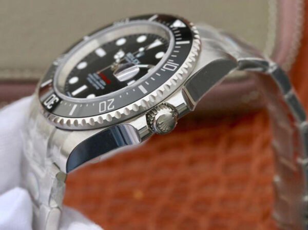 1:1 SUPER REPLICA ROLEX SEA-DWELLER 126600 NOOB FACTORY V9 BLACK DIAL