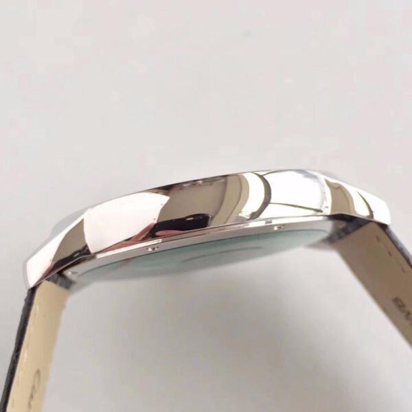 1:1 SUPER REPLICA RONDE SOLO DE CARTIER W6701010 42MM ZF FACTORY WHITE DIAL