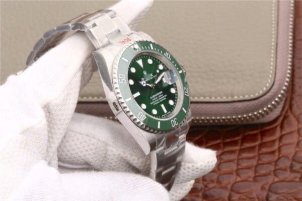 1:1 SUPER REPLICA ROLEX SUBMARINER DATE 116610LV NOOB FACTORY V9 GREEN CERAMIC BEZEL