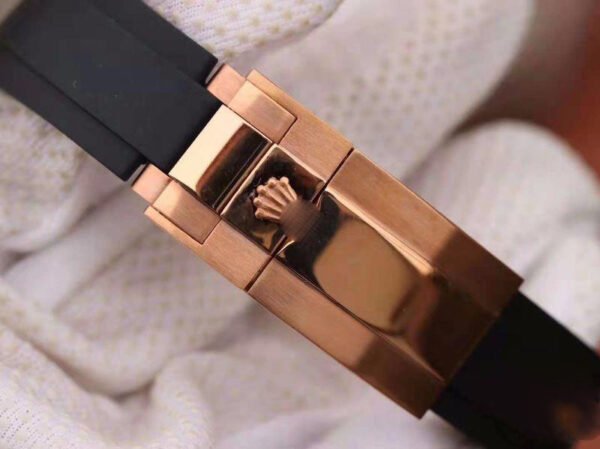 1:1 SUPER REPLICA ROLEX YACHT MASTER 116695SATS 40MM NOOB FACTORY 18K ROSE GOLD WRAPPED BLACK DIAL